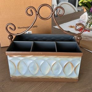New in box Southern Living at Home Morningside Caddy!